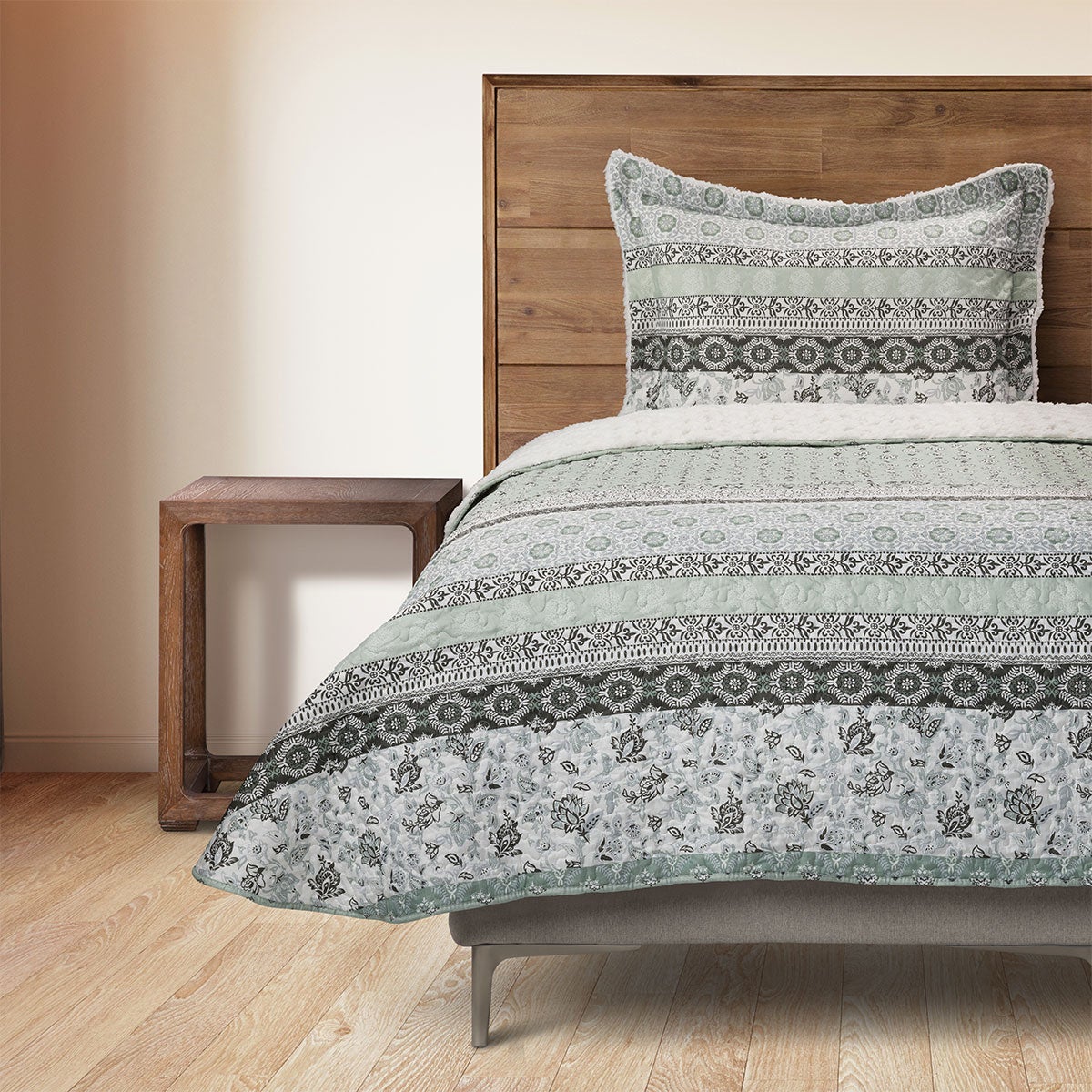 Quilt Sherpa Stamp Indra