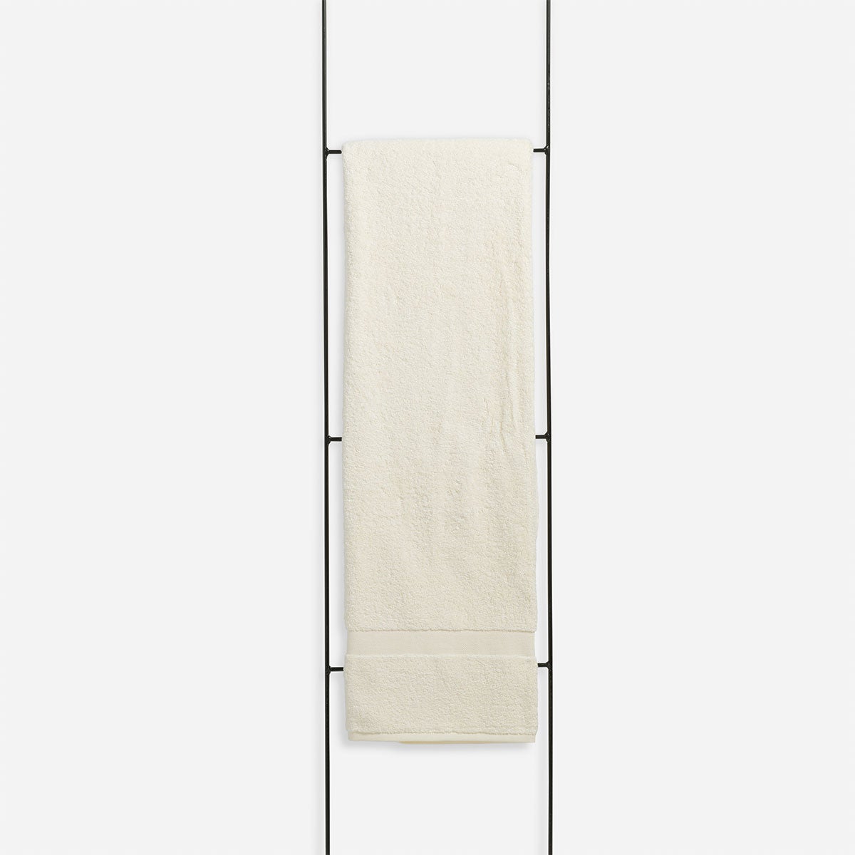 Toalla Lisa Basic 100% Algodón 700 Gramos